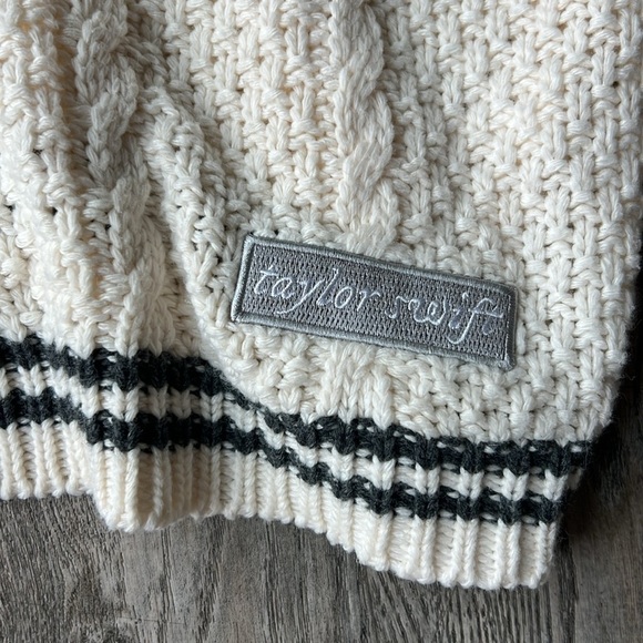 Taylor Swift Cardigan White Folklore Cardigan Sweater V Neck Shoptown Boutique - Picture 3 of 14